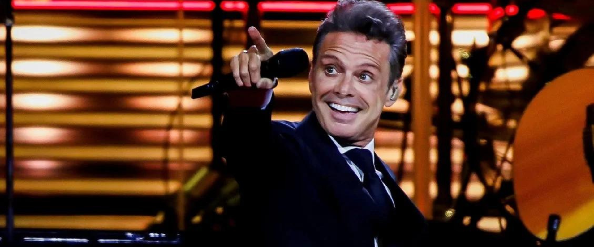 ¿Por qué los fanáticos de Luis Miguel creen que ha sido reemplazado por un doble?