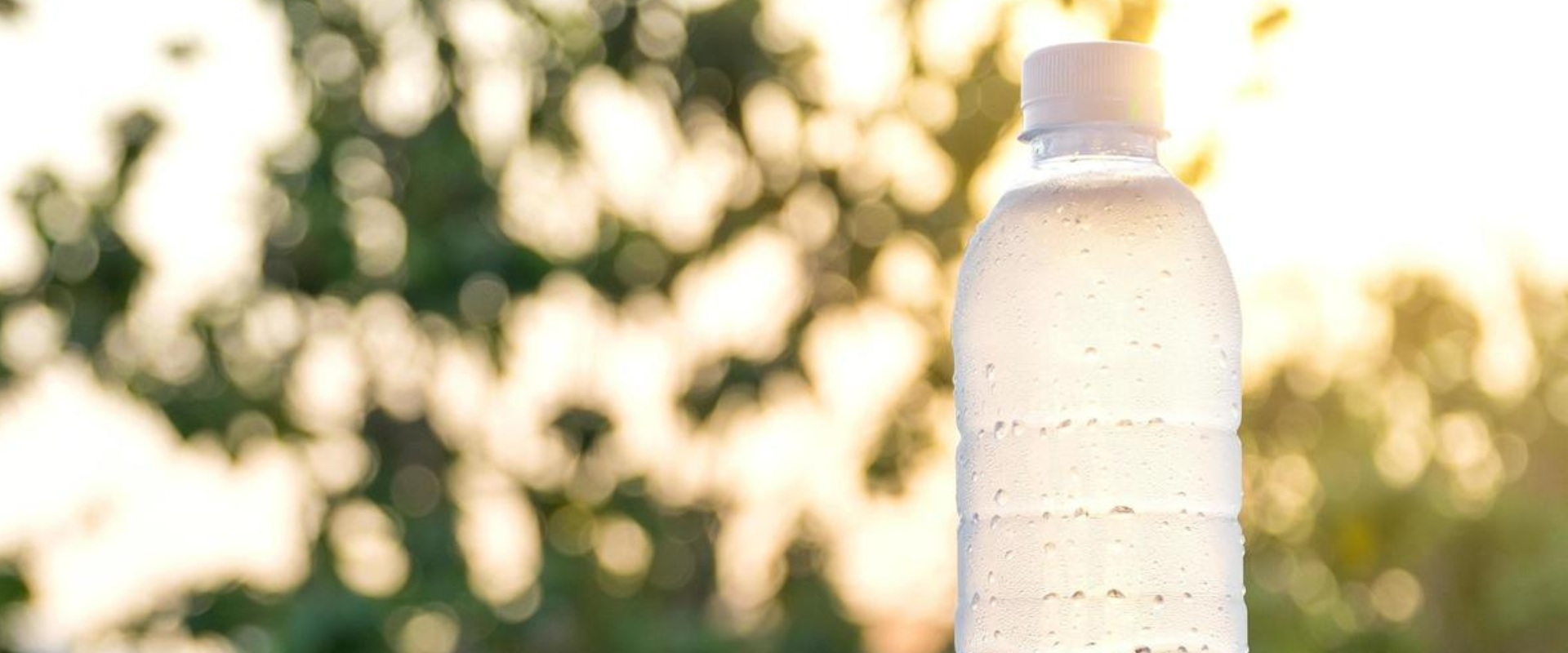 Pareja realizó una noble obra uno de los días de intenso calor