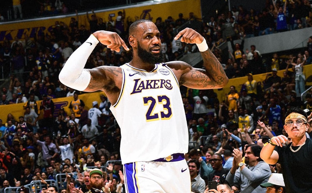 Los Angeles Lakers Facebook