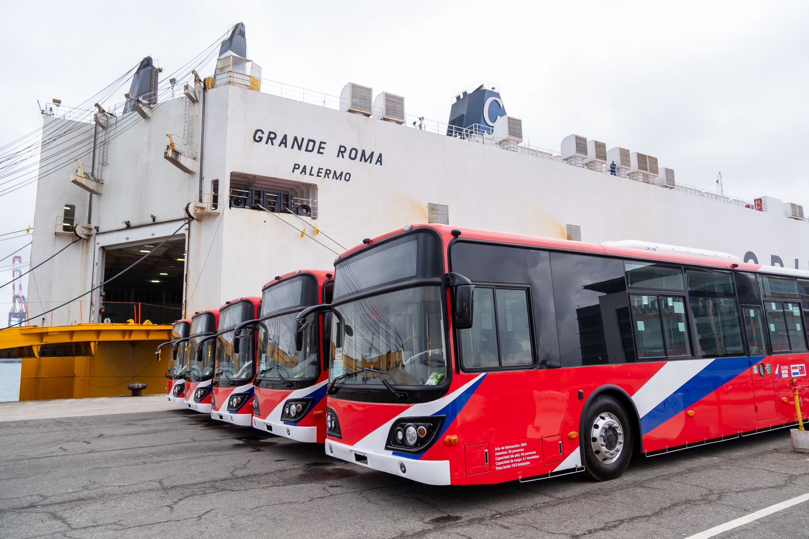 Buses eléctricos donados por Taiwán comenzarán a operar en Febrero