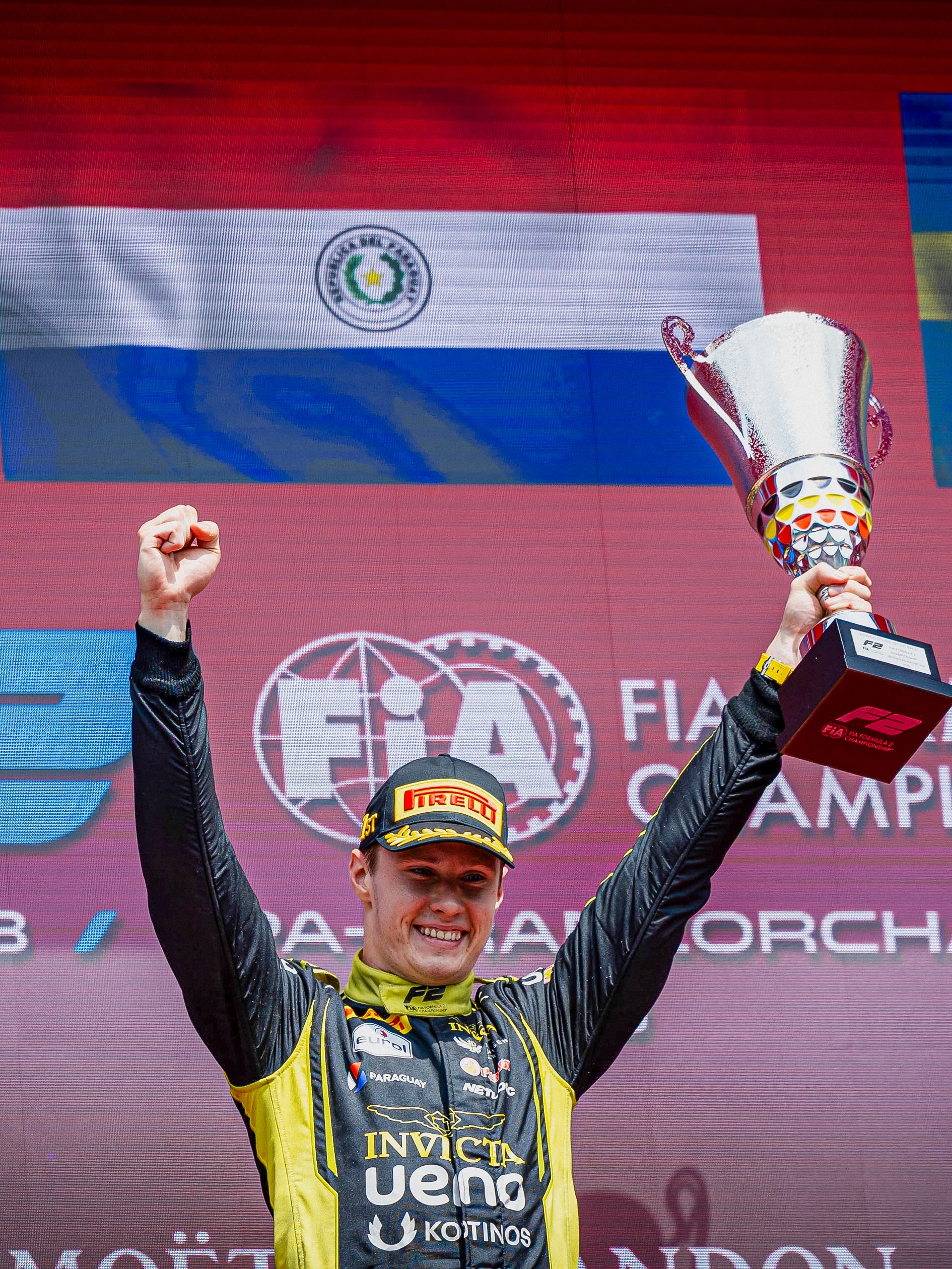 Joshua Duerksen volvió a lo más alto de la Fórmula 2
