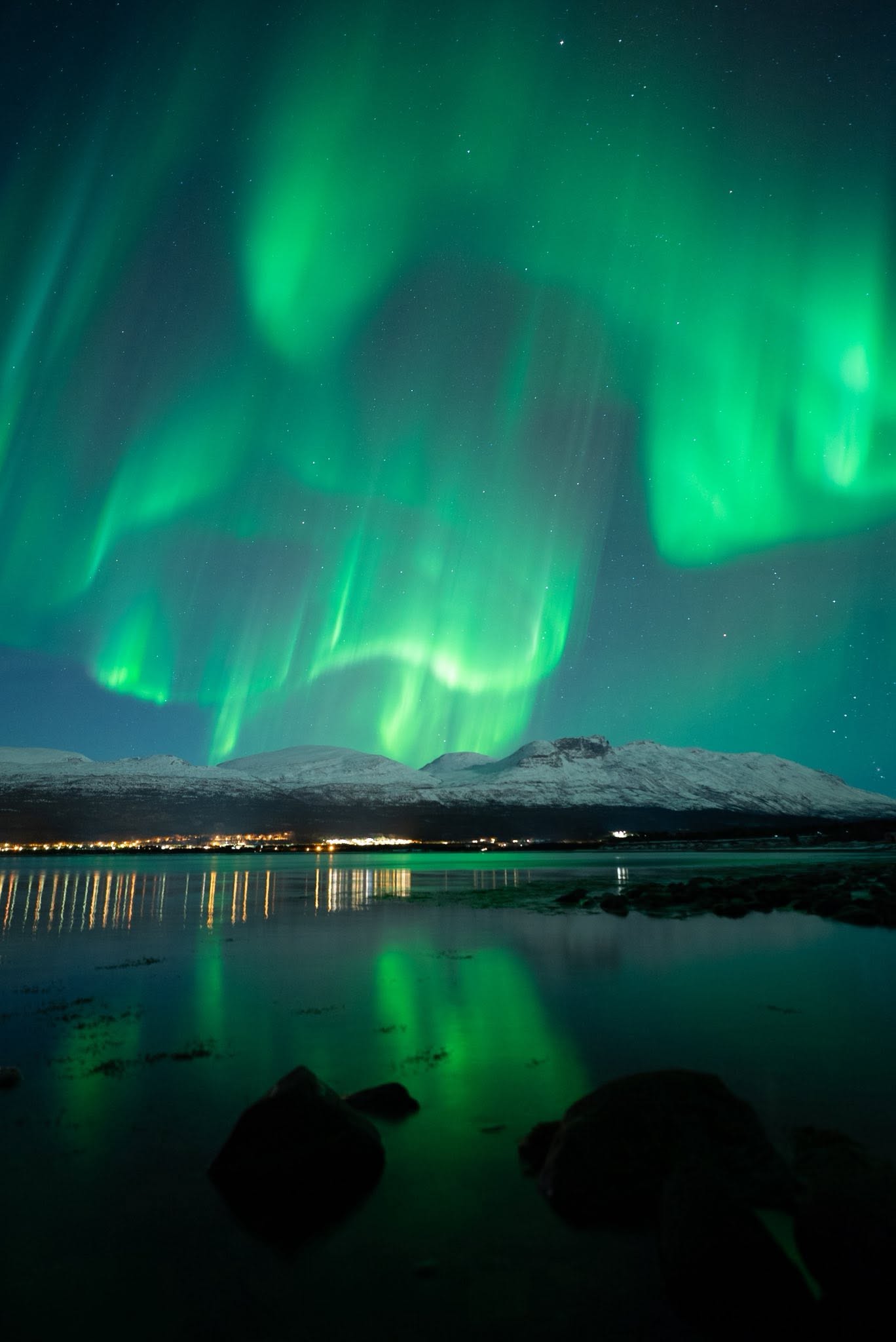 Buscan voluntarios para pasar vivir entre auroras boreales en Suecia